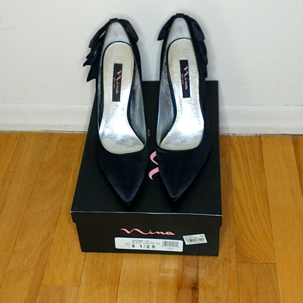 Nina "Quenna" black pumps with bow in the back - Picture 3 of 11